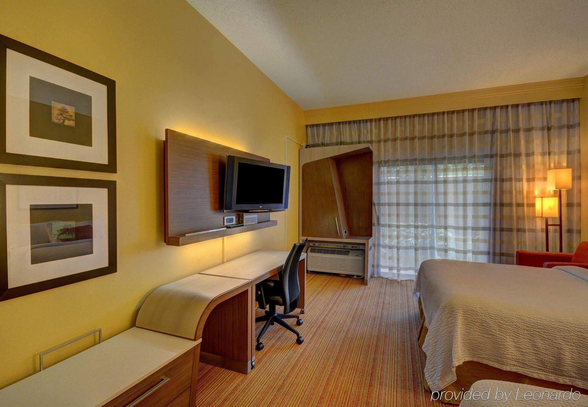 מלון Courtyard Lafayette Airport מראה חיצוני תמונה