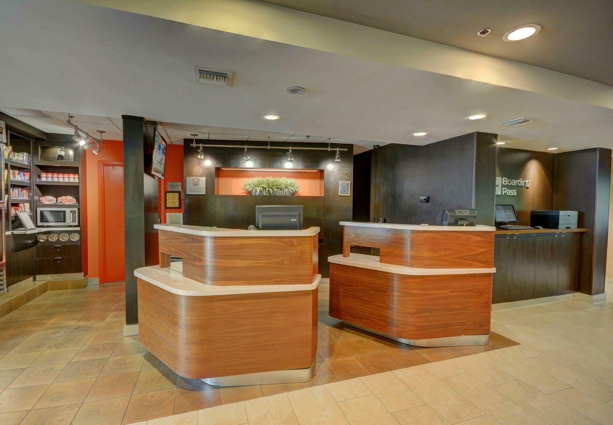 מלון Courtyard Lafayette Airport מראה חיצוני תמונה